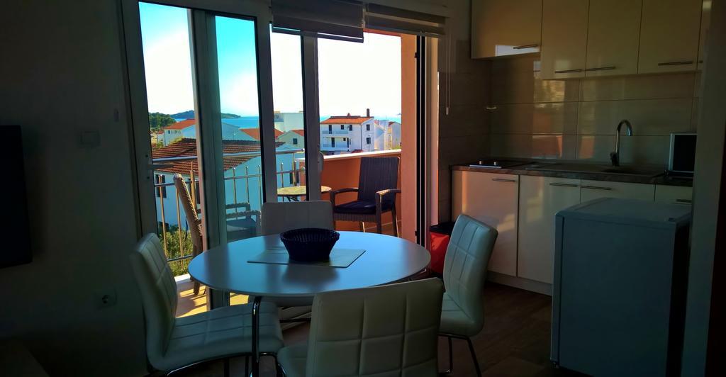 Villa Palas Apartments 2 Rogoznica  Værelse billede