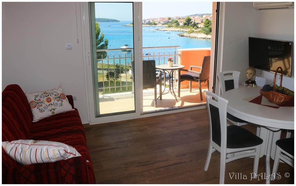 Villa Palas Apartments 2 Rogoznica  Eksteriør billede
